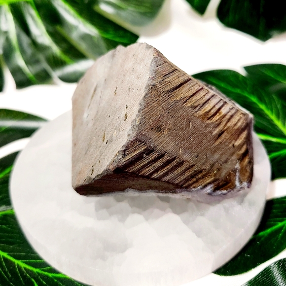 Amethyst Crystal Cluster with Large Flat Base Geode - Picture 6 of 11